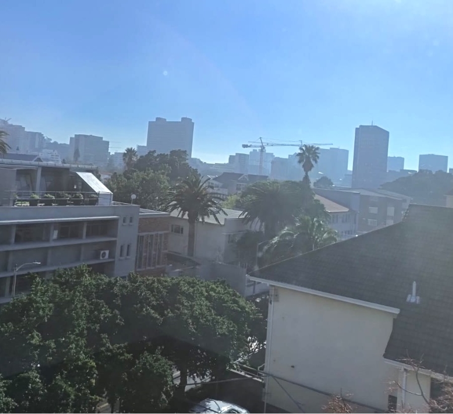 To Let 2 Bedroom Property for Rent in Gardens Western Cape